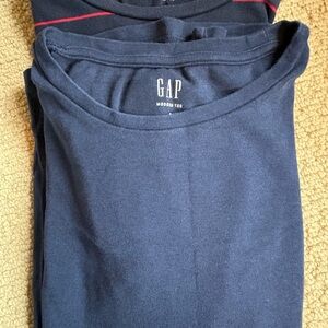 GAP Casual Tee - Lot of 2